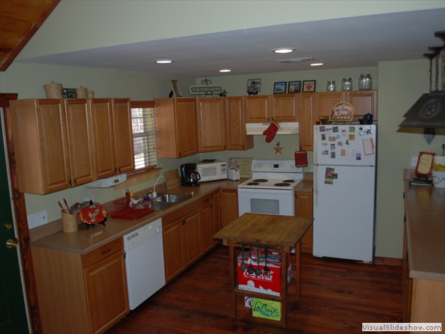 Fully equipped kitchen.<br/>